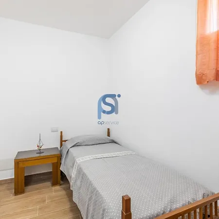 Beach House Lascari
